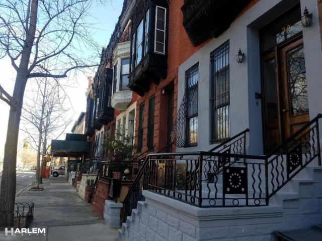 Townhouse for sale in Manhattan Community Board 10, New York