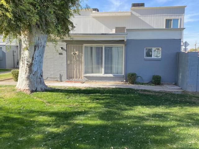 Townhouse for sale in Phoenix