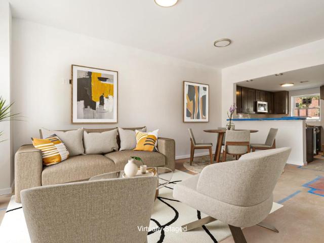 Townhouse for sale in Taunton