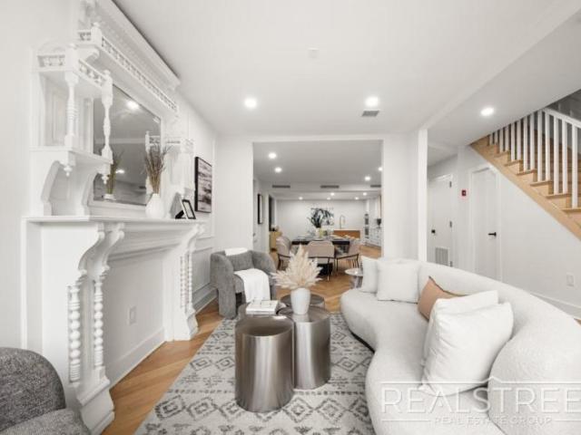 Townhouse for sale in Crown Heights, New York