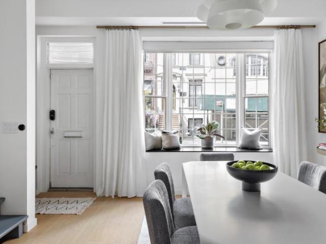 Townhouse for sale in Arverne, New York