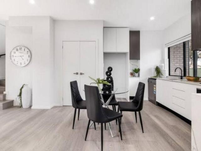 Townhouse for rent in Penrith South, New South Wales