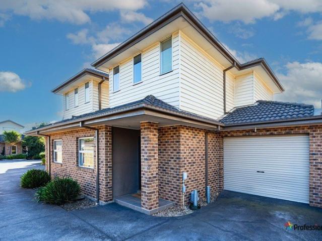 Townhouse for rent in Camerons Creek, Victoria