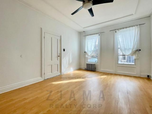 Townhouse for sale in Brooklyn