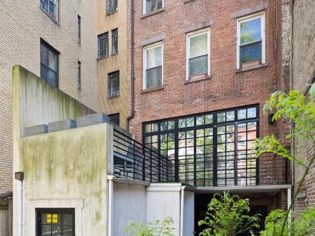 Townhouse for sale in New York