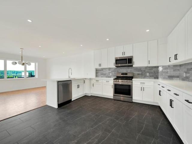 Townhouse for sale in Arverne, New York