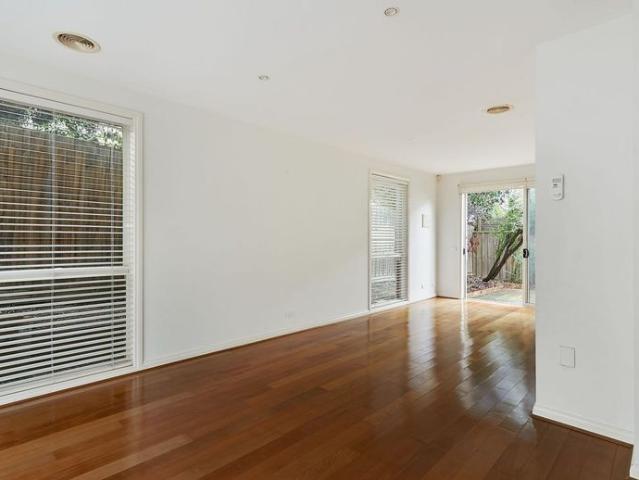 Townhouse for rent in Camerons Creek, Victoria