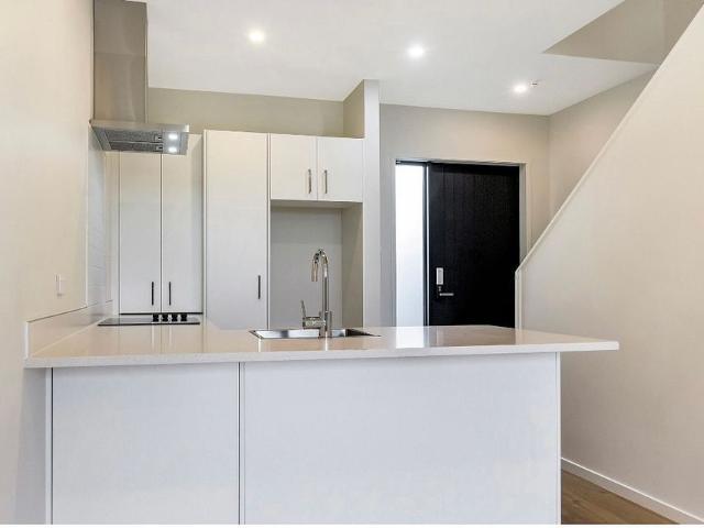 Townhouse for rent in Rapanui