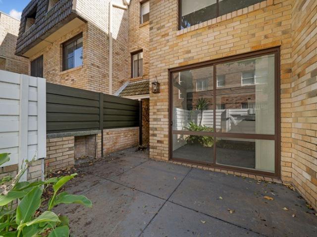 Townhouse for rent in Sydney, New South Wales