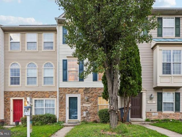 Townhouse for sale in Lakeside, Dale City
