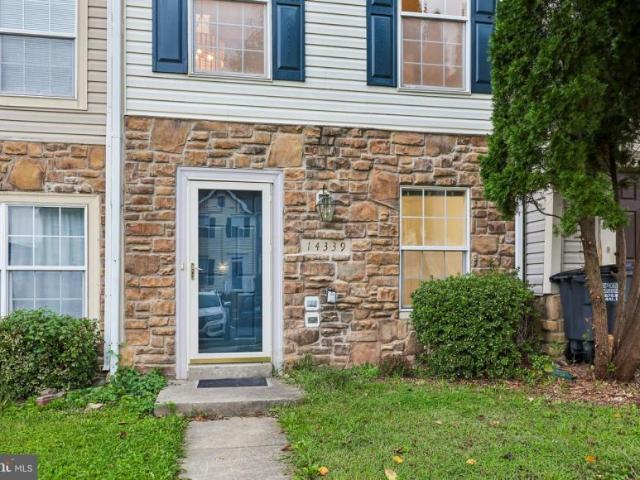 Townhouse for sale in Lakeside, Dale City