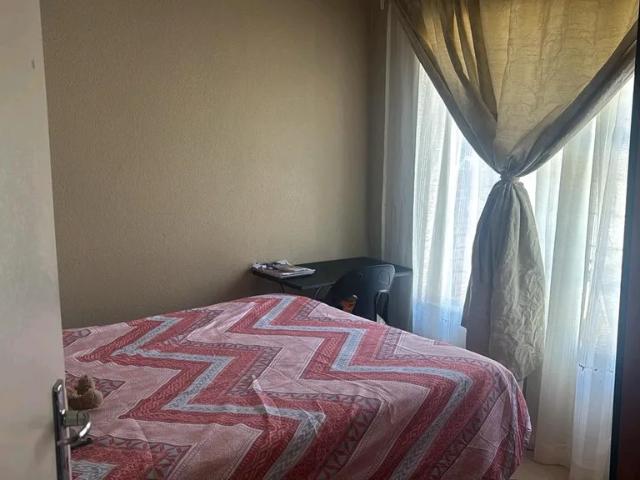 Townhouse for sale in Vosloorus, Gauteng