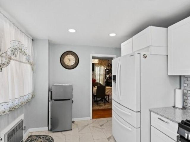 House for sale in Union, Union County
