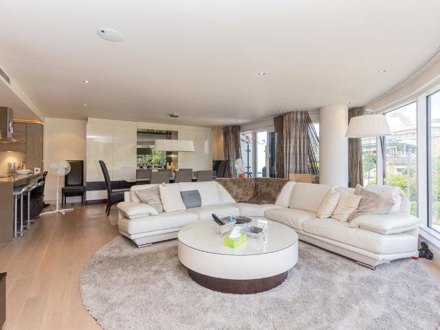 Apartment for rent in Sands End, Greater London