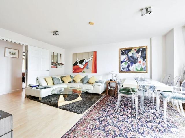 Apartment for rent in London Borough of Hammersmith and Fulham, Greater London