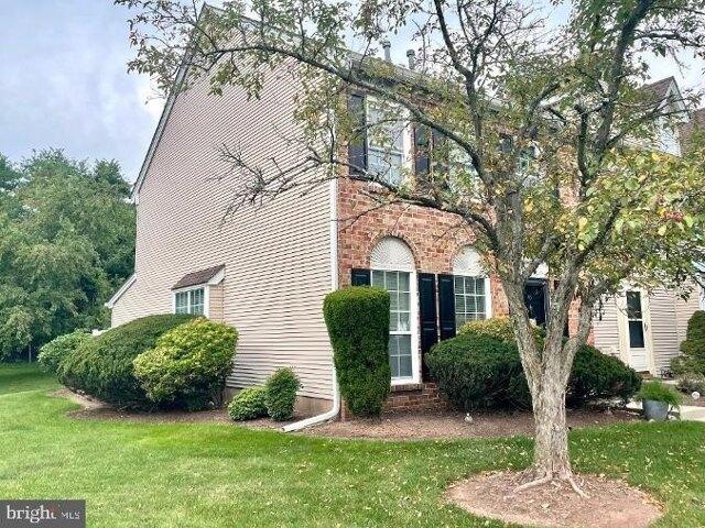 House for sale in Kendall Park, New Jersey