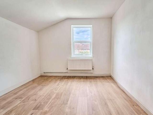 House for rent in London Borough of Ealing, Greater London