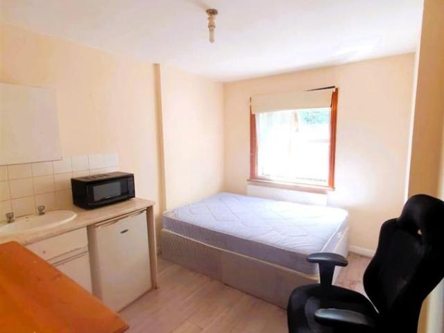 Room for rent in South Tottenham, Greater London