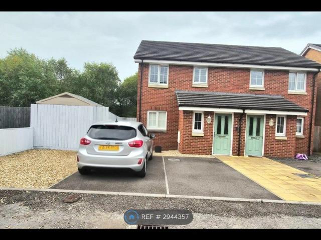 House for rent in Nangreaves, Wales