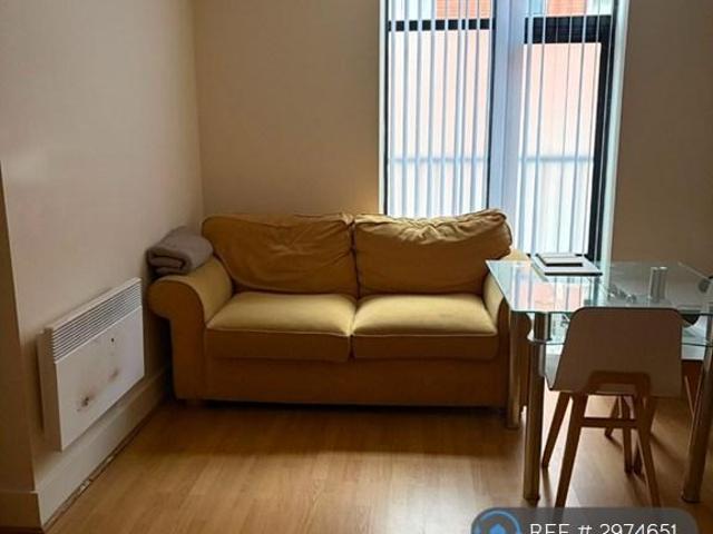 Apartment for rent in Park Central, Birmingham