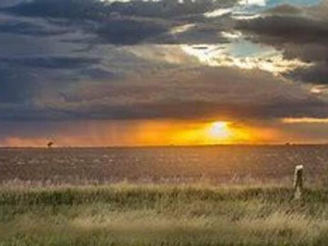 House for sale in Strathmore, Alberta