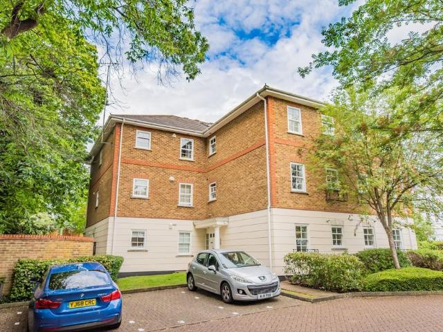 Apartment for rent in Camberley, Surrey Heath