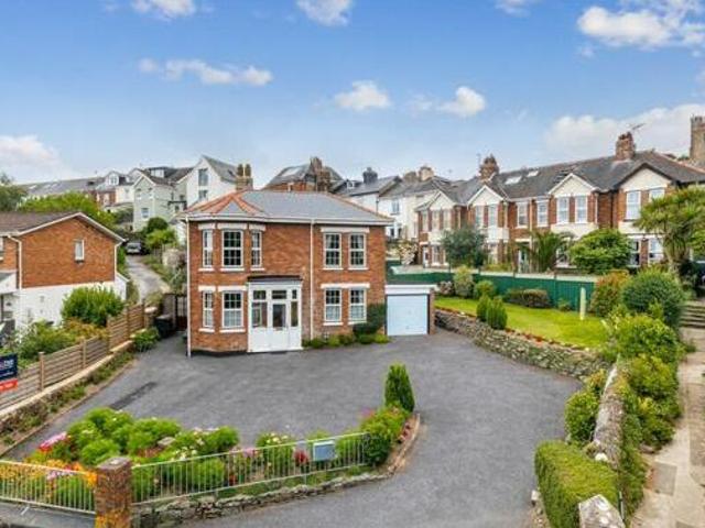 House for sale in Strode, Devon