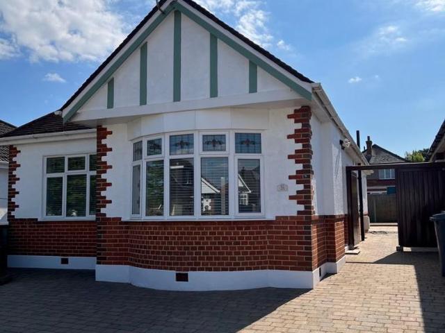 House for rent in Throop, Bournemouth