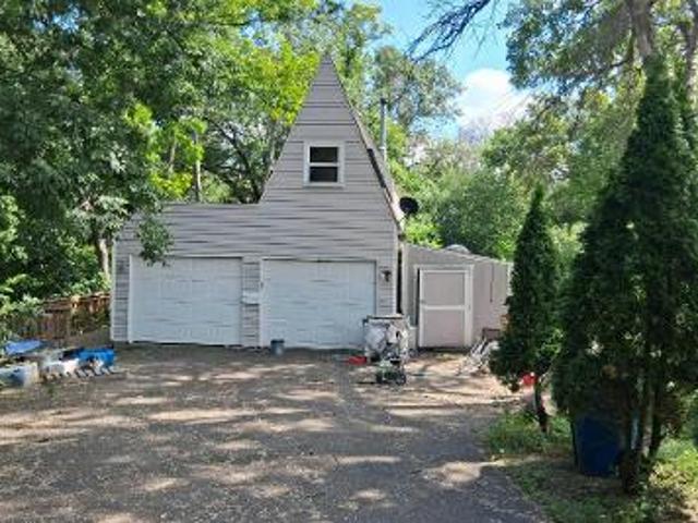 House for sale in Hopkins House for sale in Hopkins
