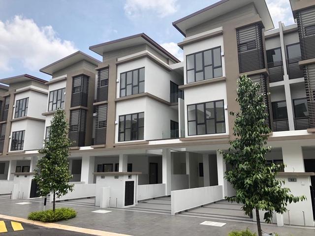 Bungalow for sale in Petaling, Subang Jaya