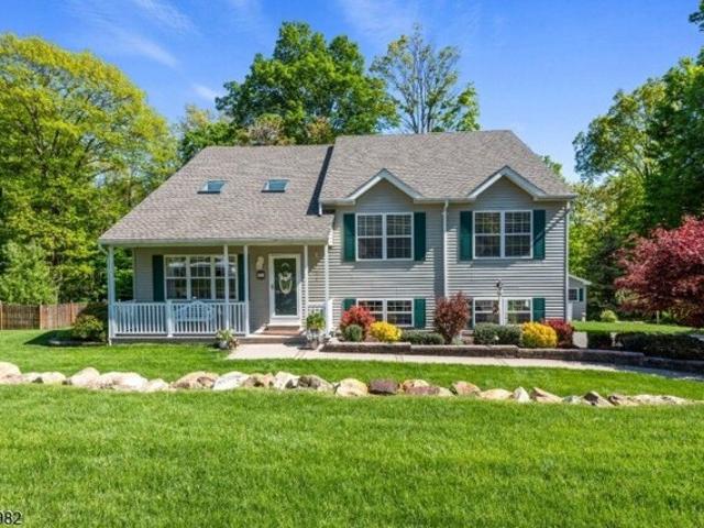 House for sale in Stanhope, New Jersey