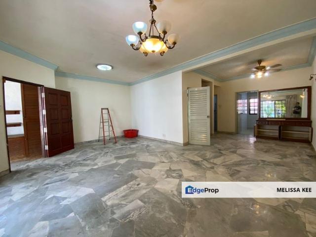 House for sale in Petaling, Damansara Damai