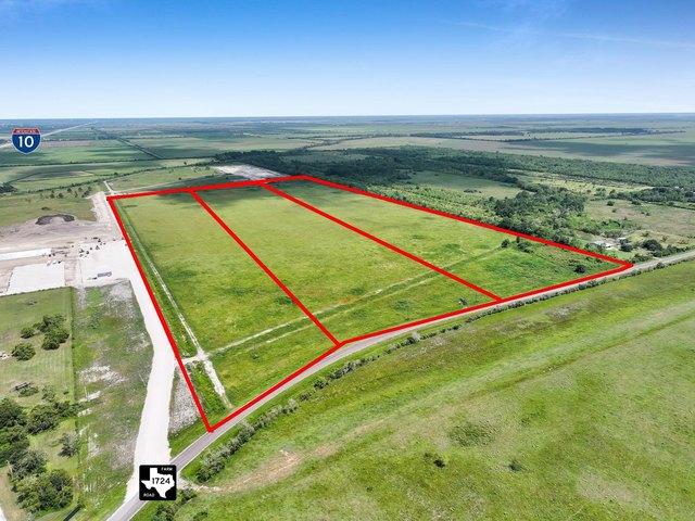 Land for sale in Chambers, Texas