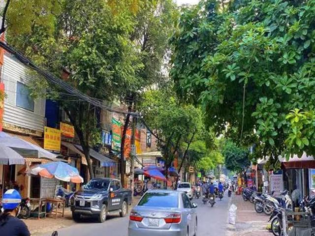 Nhà mặt phố bán tại Hoàn Kiếm, Hà Nội