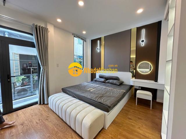 Nhà mặt phố bán