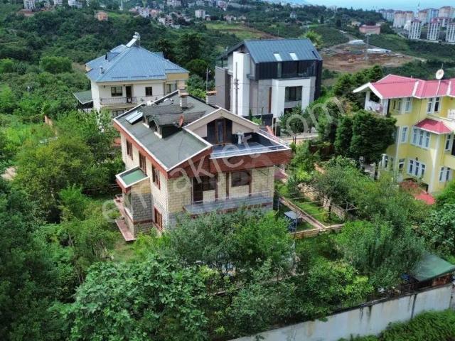 Trabzon, Ortahisar içerisinde satılık Villa