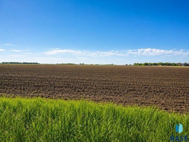 Land for sale in Harrisburg, South Dakota