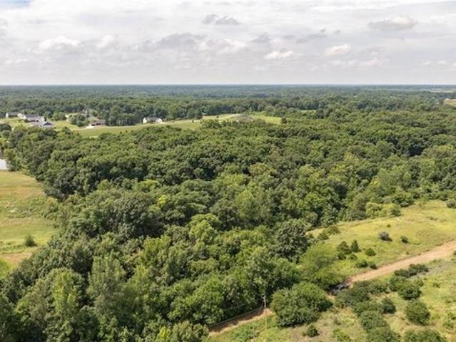 Land for sale in Carlinville, Macoupin County