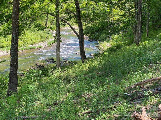 Land for sale in Yancey, North Carolina