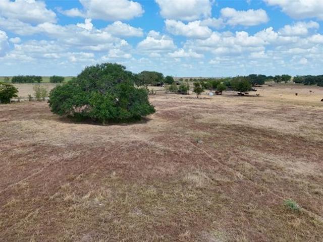 Land for sale in Shiner, Texas