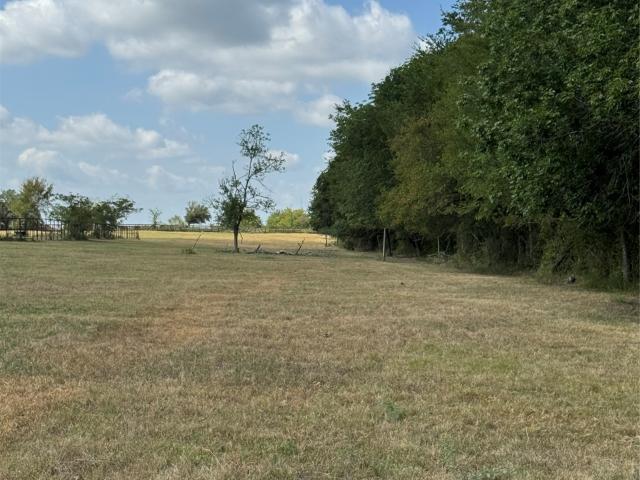 Land for sale in Midway, Texas