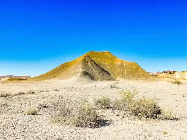 House for sale in Pecos