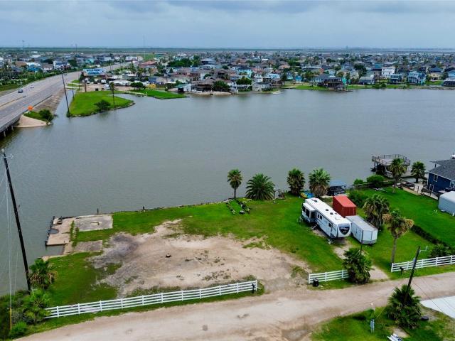 Land for sale in Hitchcock, Texas