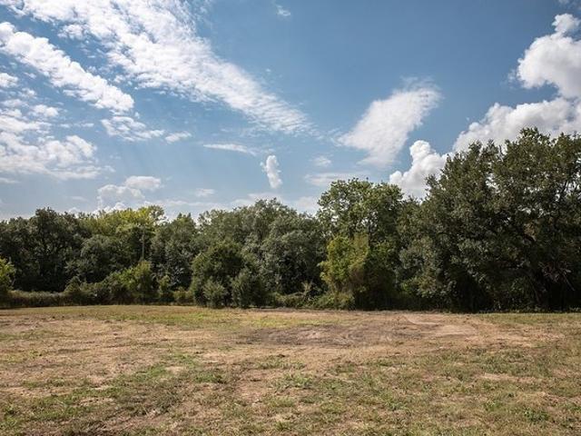 Land for sale in Burton, Texas