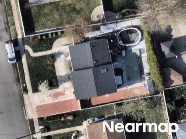 House for sale in Avenel, New Jersey