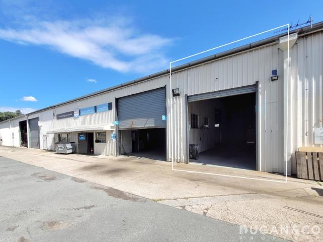 Warehouse for rent in Toombul, Queensland