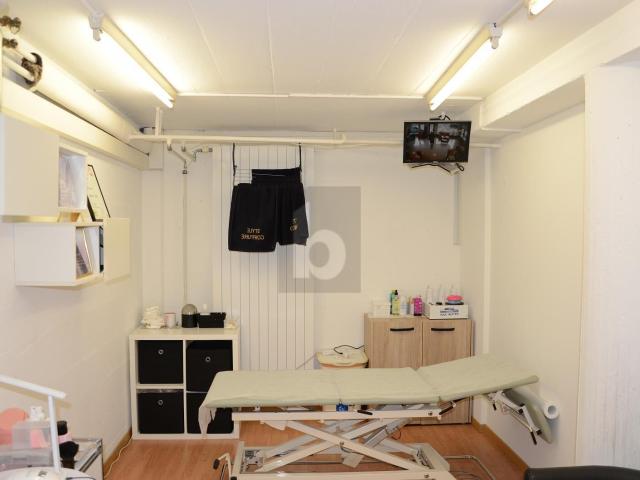 Immobilie kaufen in Villars, Freiburg