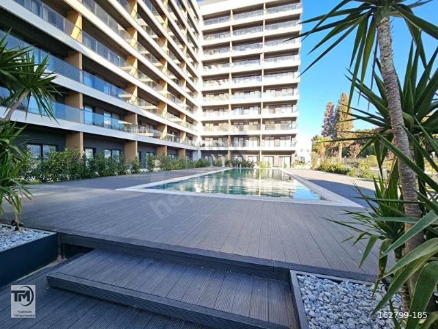 Bornova, İzmir içerisinde satılık mülk