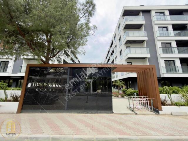 Karşiyaka, İzmir içerisinde satılık mülk