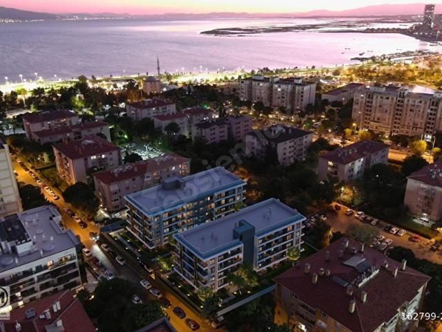 Karşiyaka, İzmir içerisinde satılık mülk